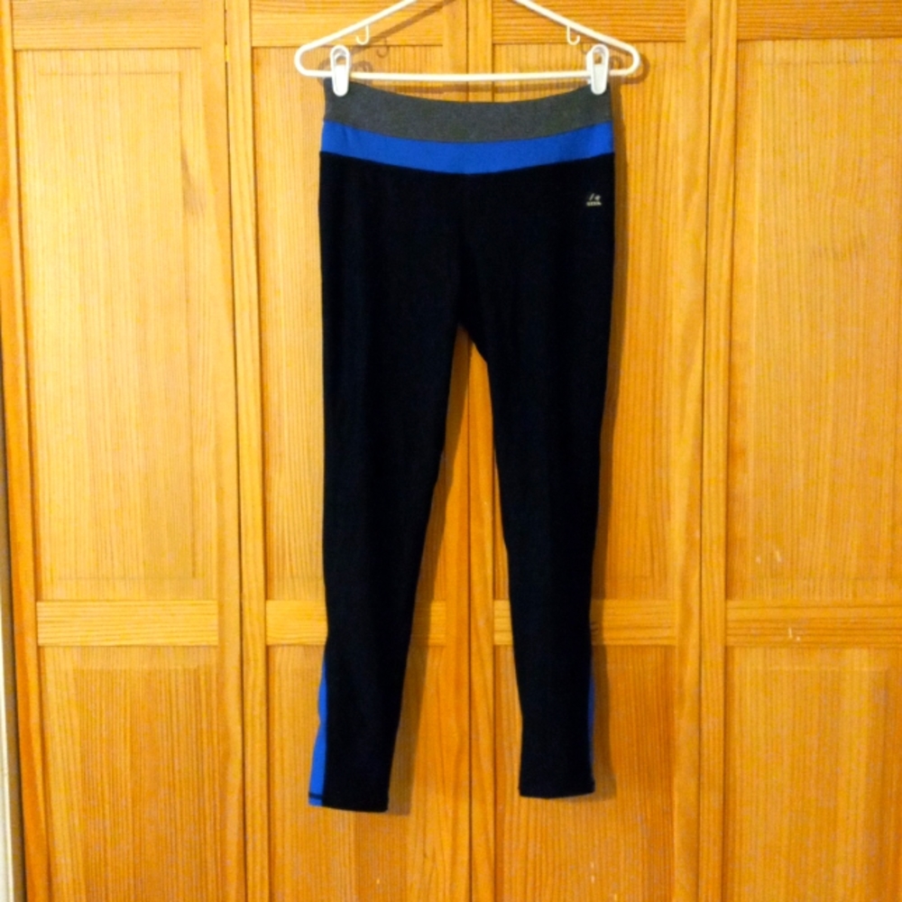 Woman's RBX Medium Black & Blue Legging/Yoga pant